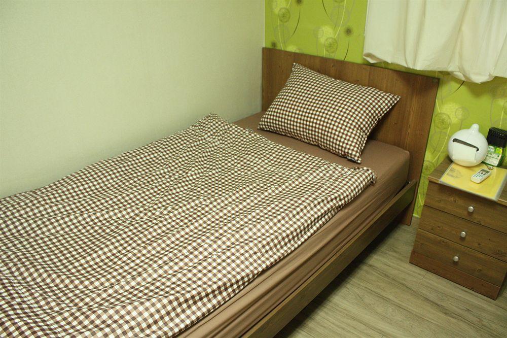 Lee & No Guesthouse Hongdae Seoul Eksteriør bilde